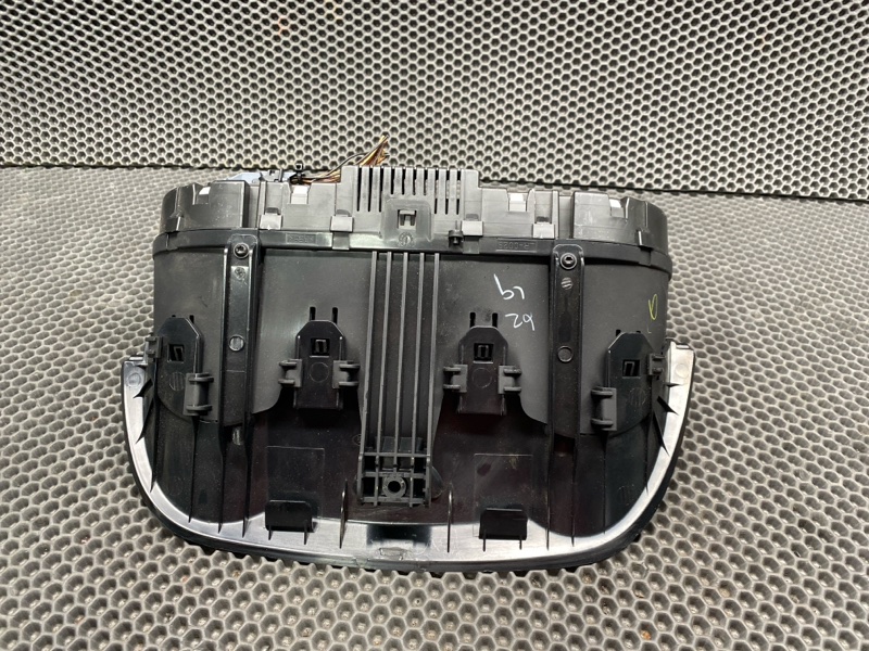Панель приборов (щиток) Land Rover Range Rover Evoque (L538, 2013г.)