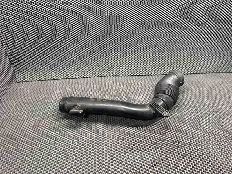 Патрубок воздушного фильтра Land Rover Range Rover Evoque (L538, 2012г.)