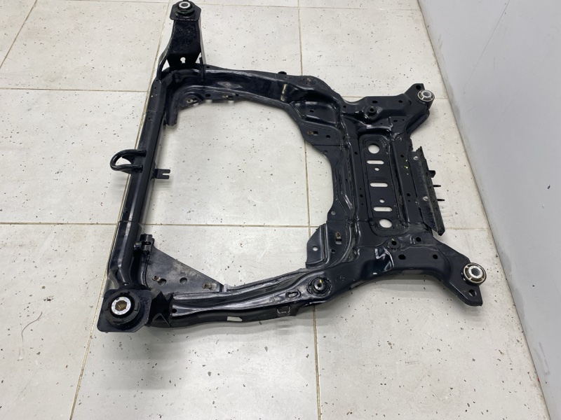 Подрамник Land Rover Discovery Sport (L550, 2018г.)