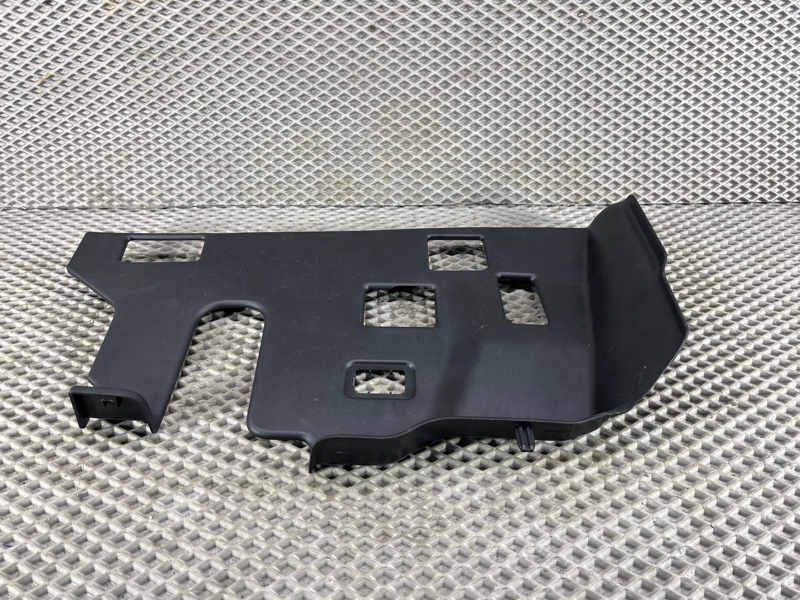 Обшивка салона Land Rover Range Rover Sport (L461, 2024г.)