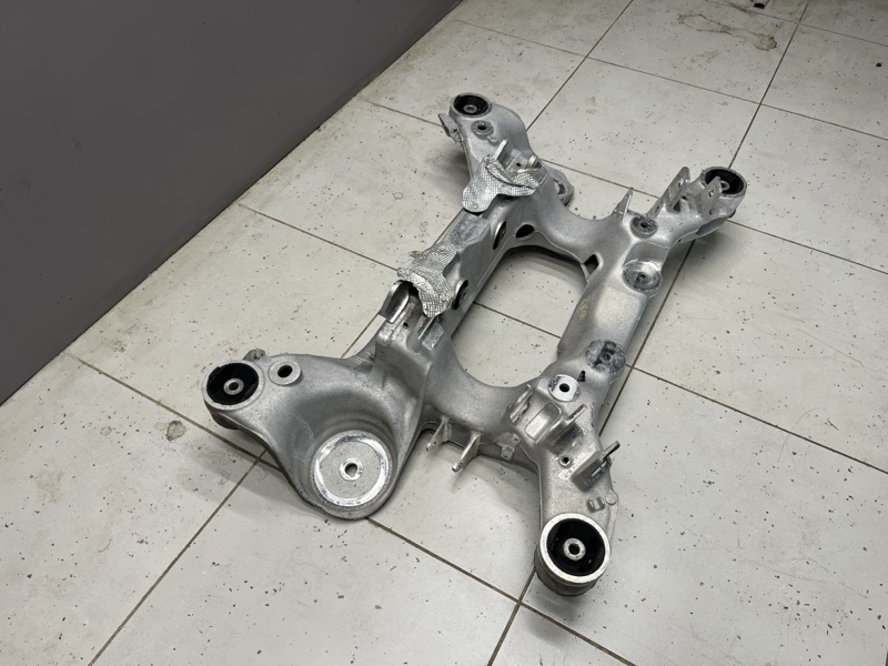 Подрамник Land Rover Range Rover Sport (L494, 2022г.)