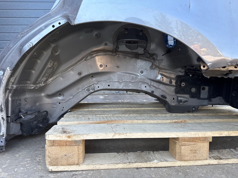 Четверть крыло Land Rover Range Rover Sport (L461, 2024г.)