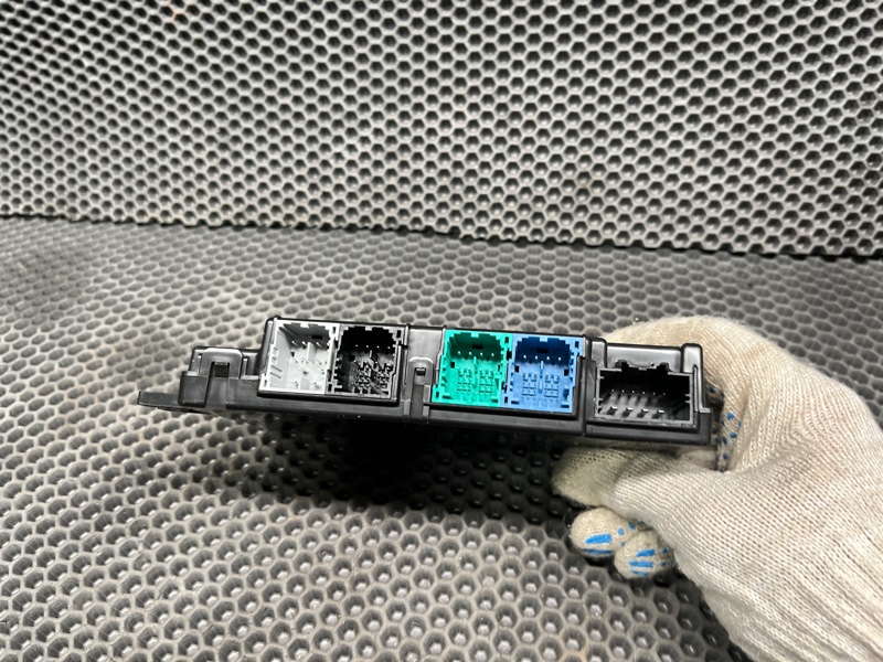 Блок памяти сиденья Land Rover Range Rover Sport (L461, 2024г.)