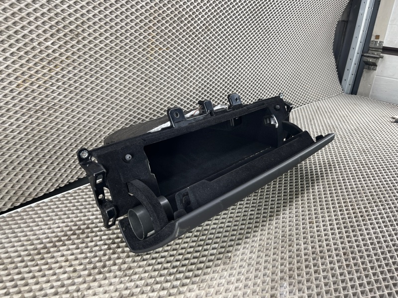 Бардачок Land Rover Range Rover Sport (L461, 2024г.)