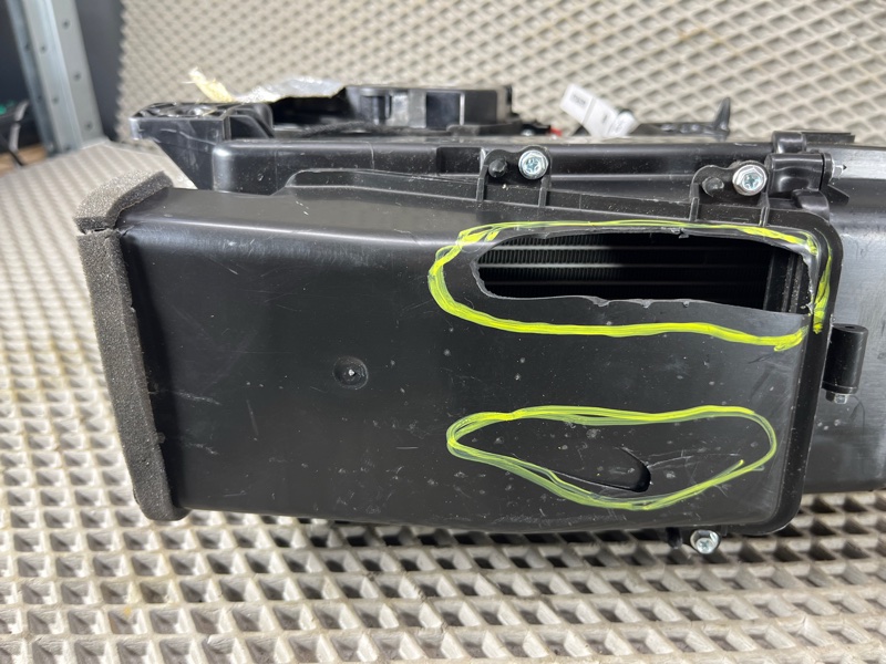 Печка салона задняя Land Rover Defender (L663, 2020г.)