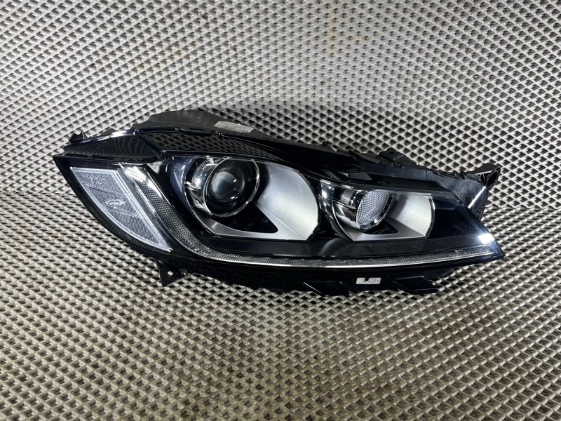 Фара Jaguar F-Pace (X761, 2016г.)