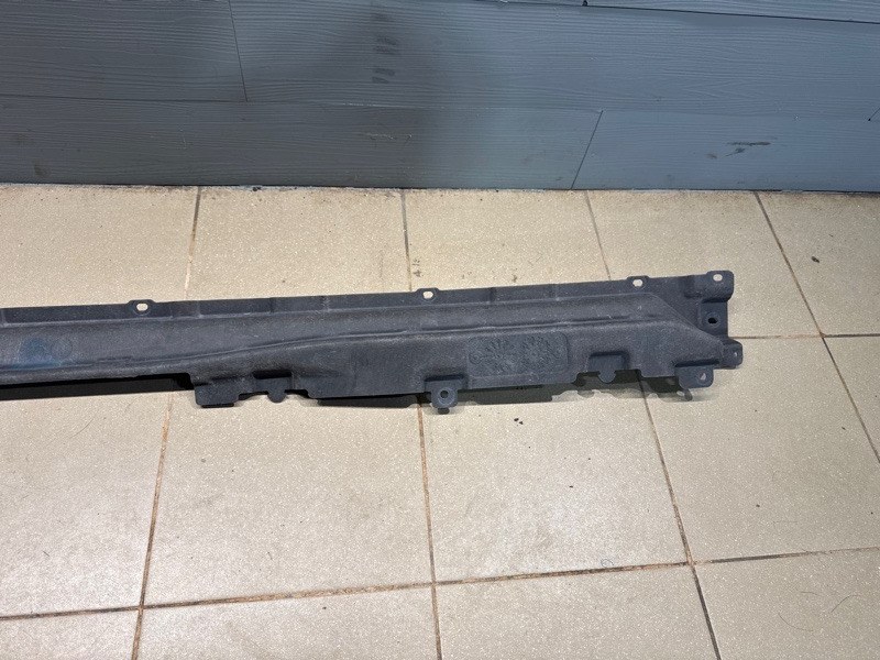 Пыльник днища Land Rover Range Rover Sport (L461, 2024г.)