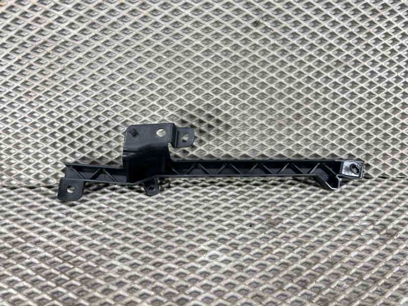 Кронштейн (крепление) Land Rover Range Rover Sport (L461, 2024г.)