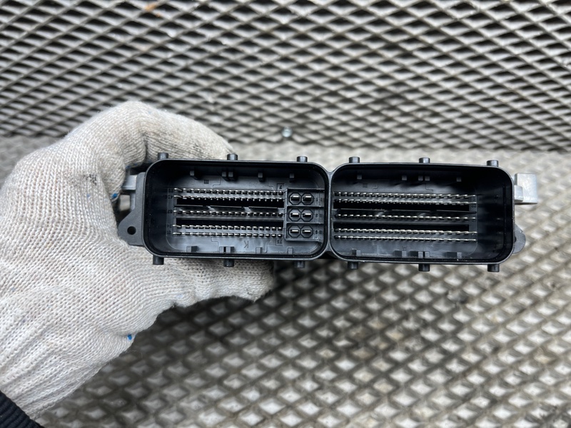 Блок управления двигателем Land Rover Discovery Sport (L550, 2017г.)