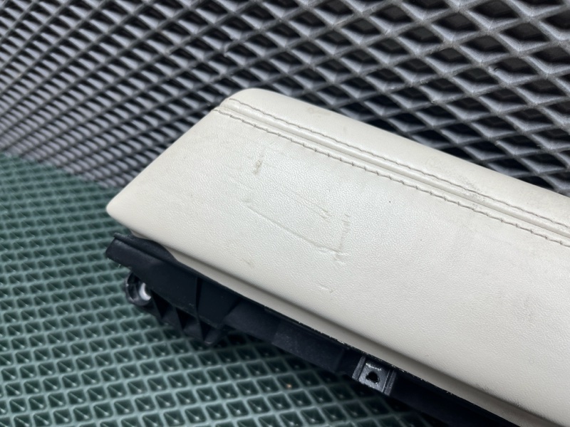 Подлокотник двери Land Rover Range Rover (L405, 2016г.)
