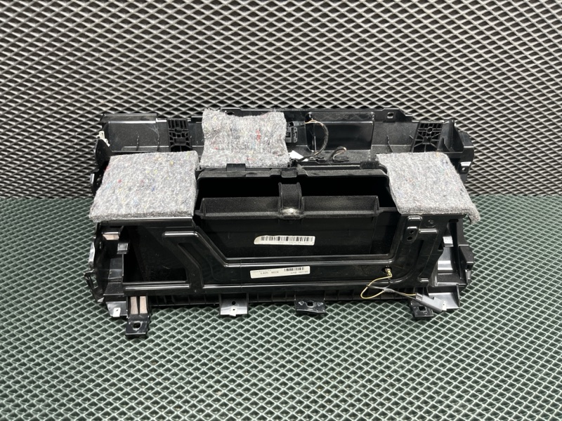Бардачок Land Rover Range Rover (L405, 2016г.)