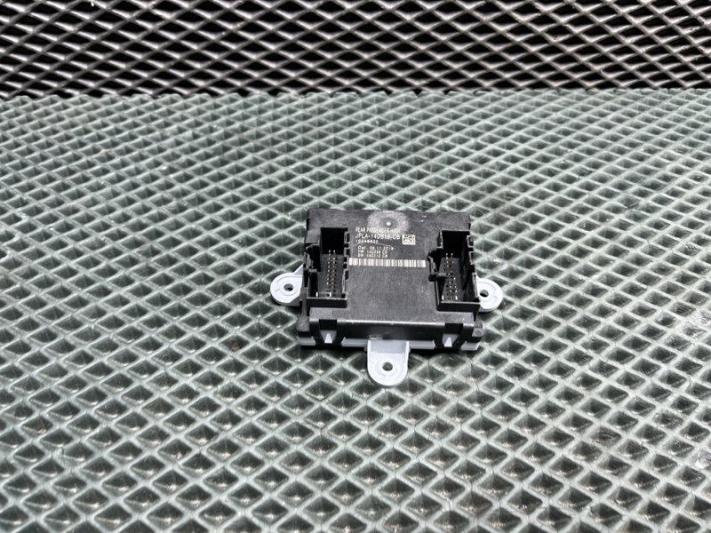 Блок двери Land Rover Range Rover (L405, 2019г.)