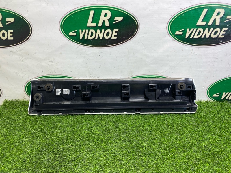 Молдинг двери Range Rover Sport 3 (L461, 2023г.)