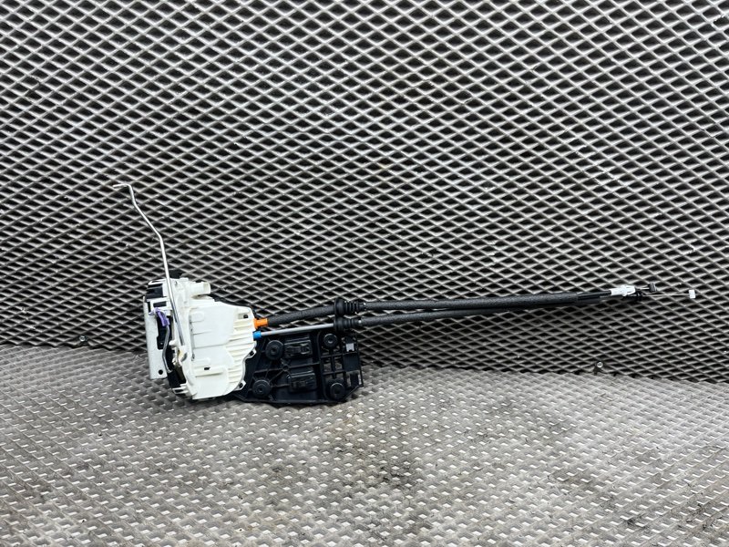Замок двери Jeep Wrangler (JL, 2025г.)