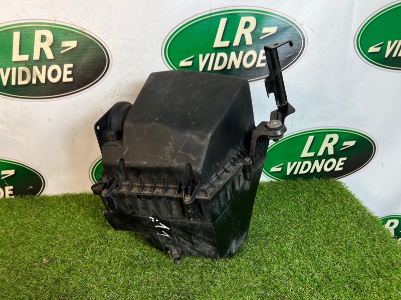 Корпус воздушного фильтра Land Rover Range Rover Velar (L560, 2018г.)
