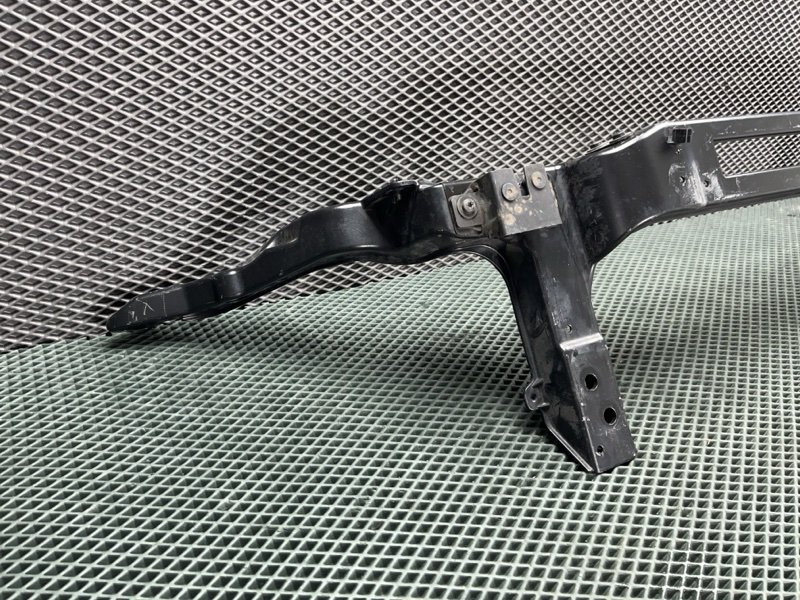 Передняя панель (телевизор) Land Rover Range Rover Velar (L560, 2018г.)
