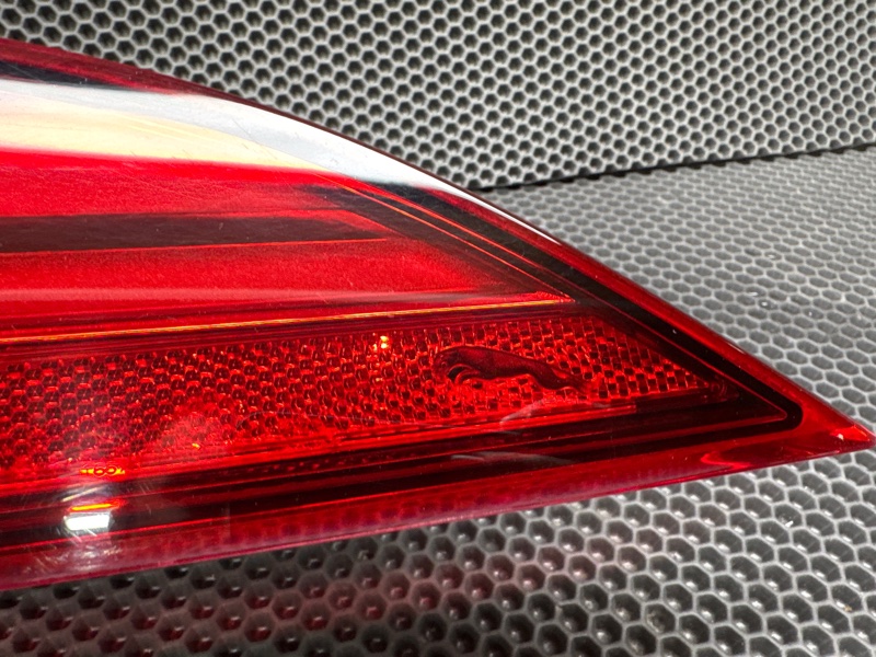 Фонарь Jaguar E-pace (X540, 2018г.)