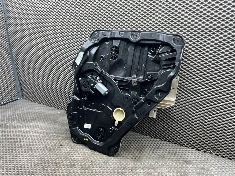 Стеклоподъемник Jeep Wrangler (JL, 2025г.)