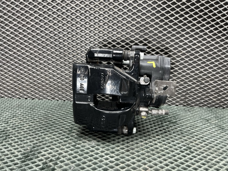Суппорт тормозной Land Rover Range Rover Sport (L461, 2025г.)