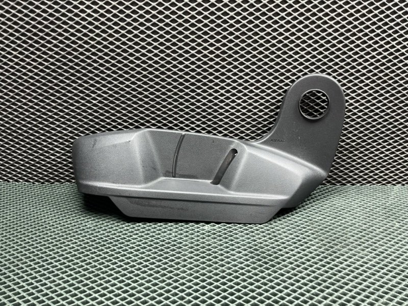 Накладка на сиденье Volkswagen Tiguan (AllSpace, 2022г.)