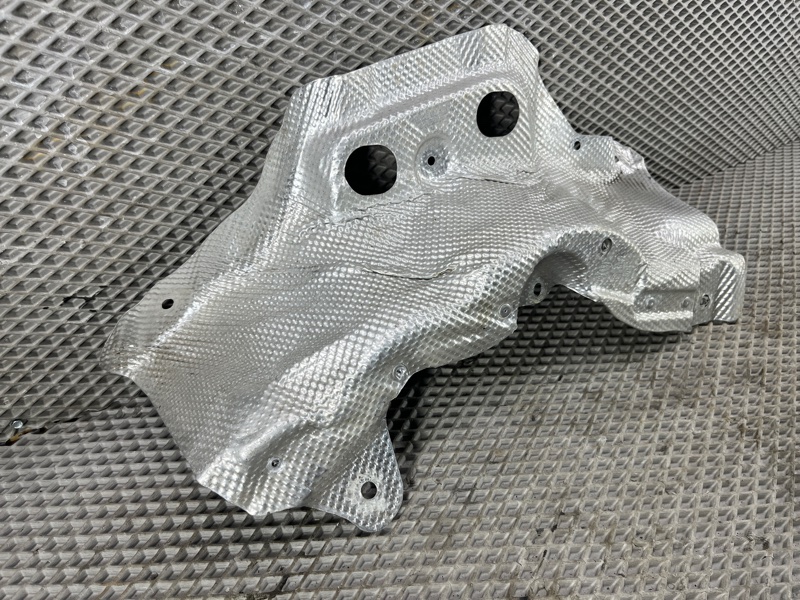 Тепловой экран Land Rover Range Rover Sport (L461, 2024г.)