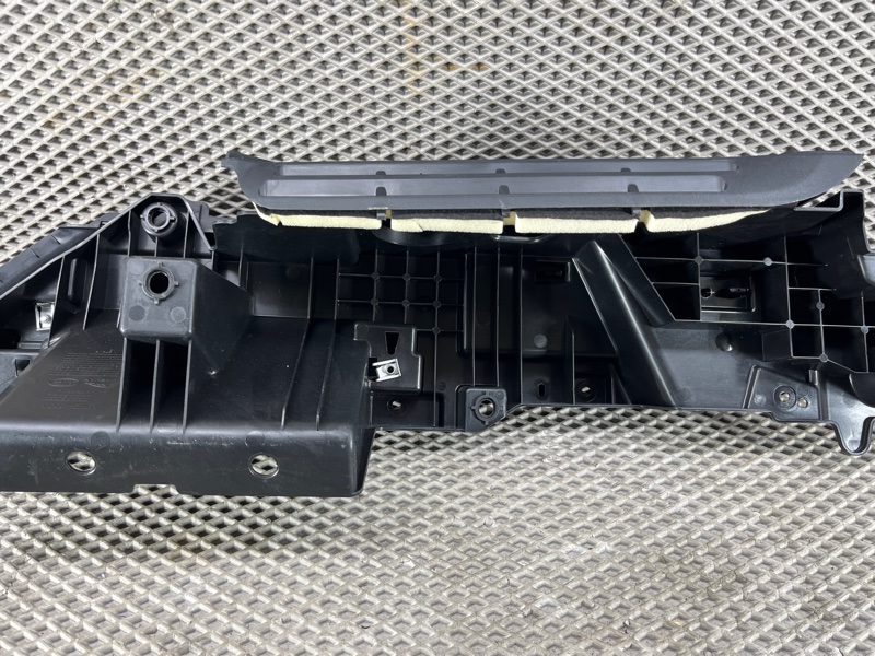 Обшивка багажника Land Rover Range Rover Sport (L461, 2024г.)