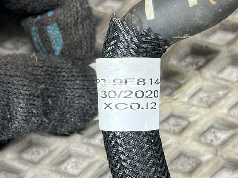 Патрубок системы охлаждения Land Rover Defender (L663, 2020г.)