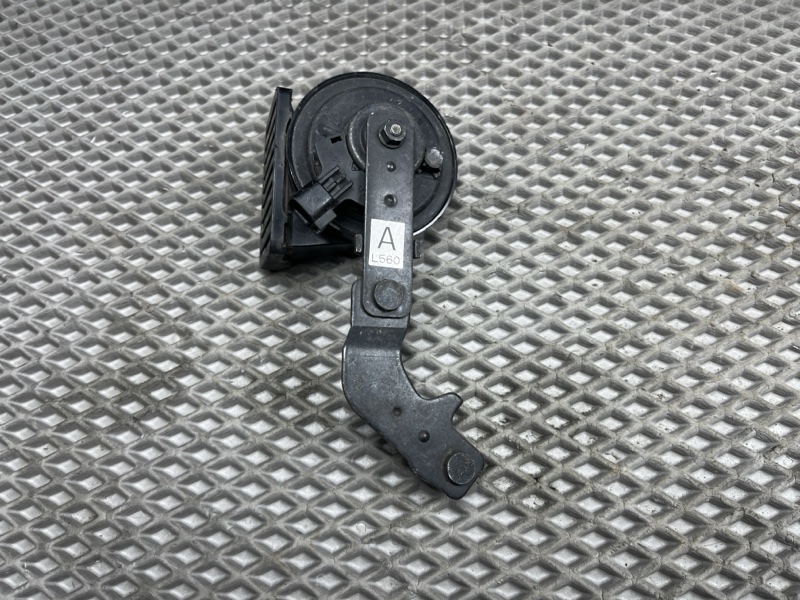 Звуковой сигнал Land Rover Range Rover Velar (L560, 2020г.)