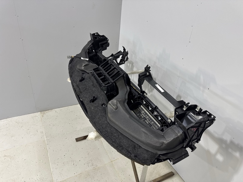Торпедо Land Rover Range Rover Sport (L494, 2020г.)
