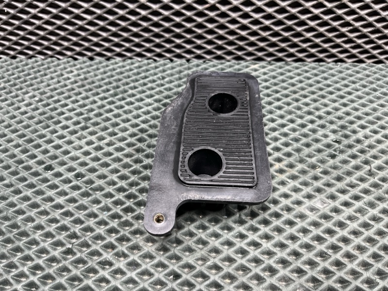 Опора домкрата Land Rover Range Rover Sport (L461, 2025г.)