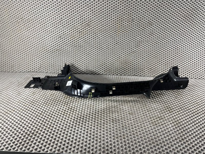 Накладка на порог Land Rover Defender (L663, 2020г.)