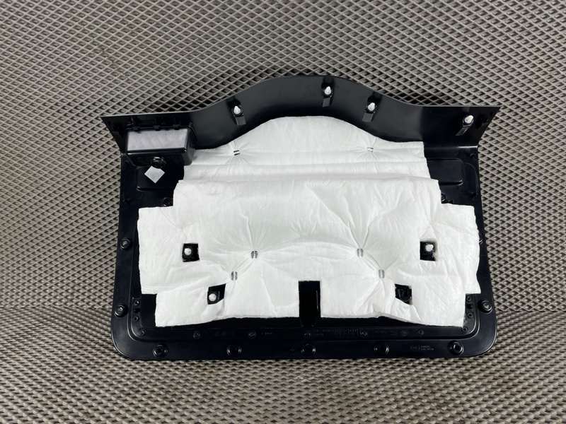 Обшивка двери багажника Land Rover Defender (L663, 2020г.)