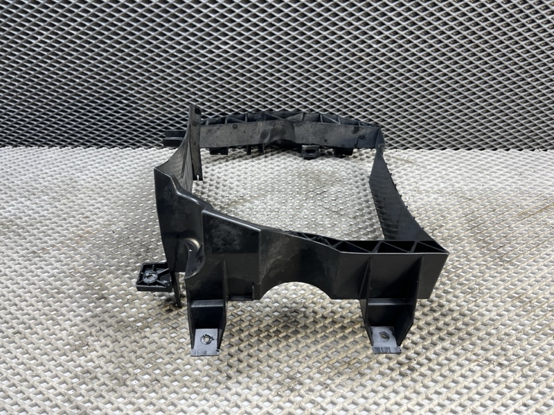 Дефлектор радиатора Land Rover Range Rover (L405, 2019г.)