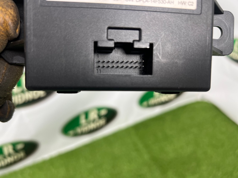 Блок управления парктрониками Land Rover Range Rover Sport (L494, 2014г.)