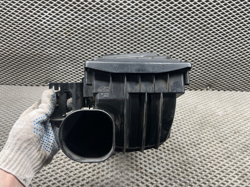 Корпус воздушного фильтра Land Rover Discovery 4 (L319, 2015г.)