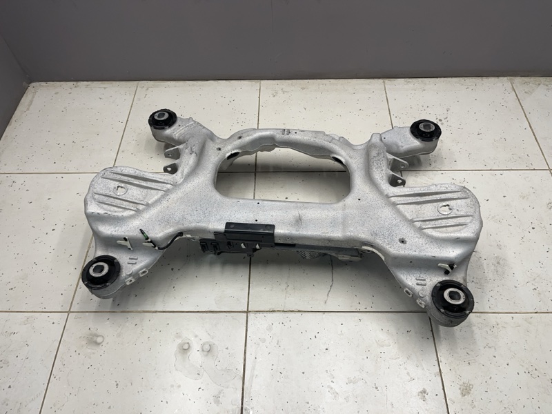 Подрамник Land Rover Range Rover Sport (L494, 2021г.)