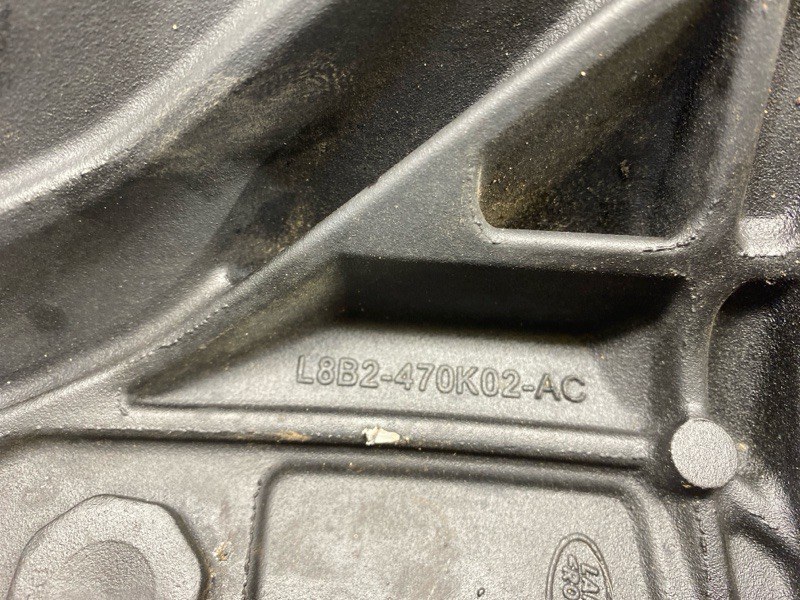 Крепление запасного колеса Land Rover Defender (L663, 2020г.)