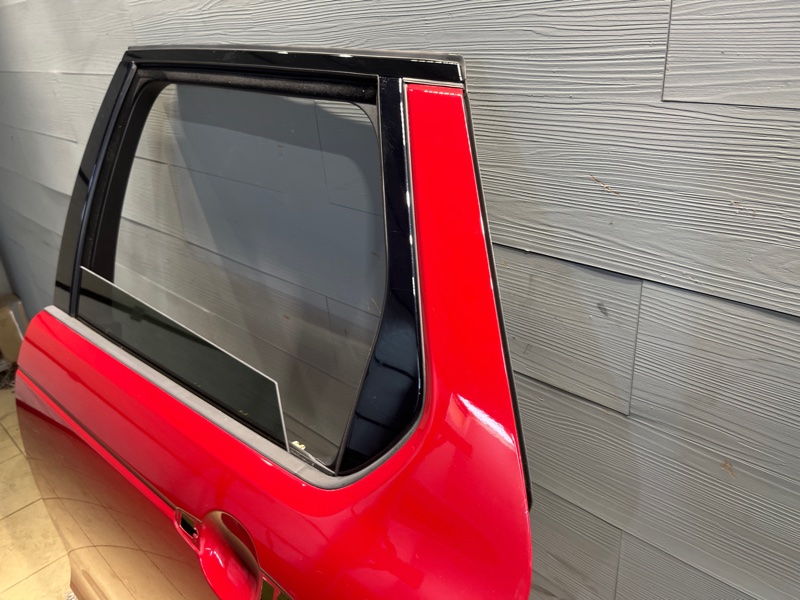 Дверь Land Rover Discovery Sport (L550, 2020г.)
