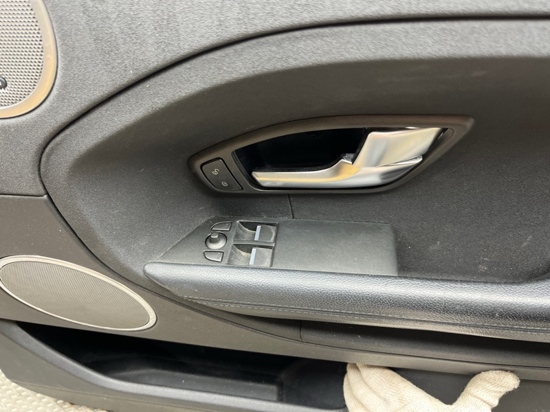 Обшивка двери Land Rover Range Rover Evoque (L538, 2012г.)