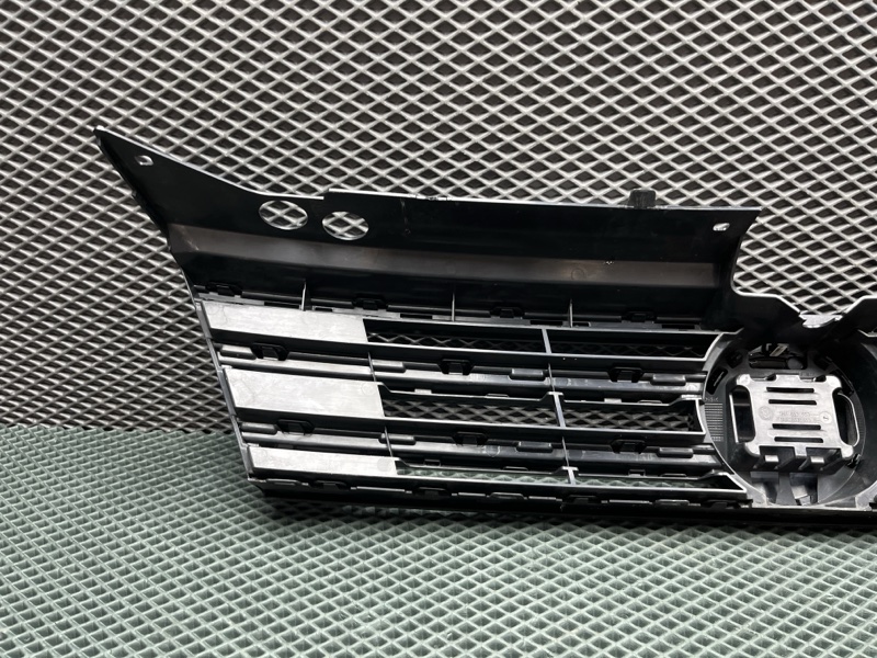 Решетка радиатора Volkswagen Tiguan (MK2, 2018г.)