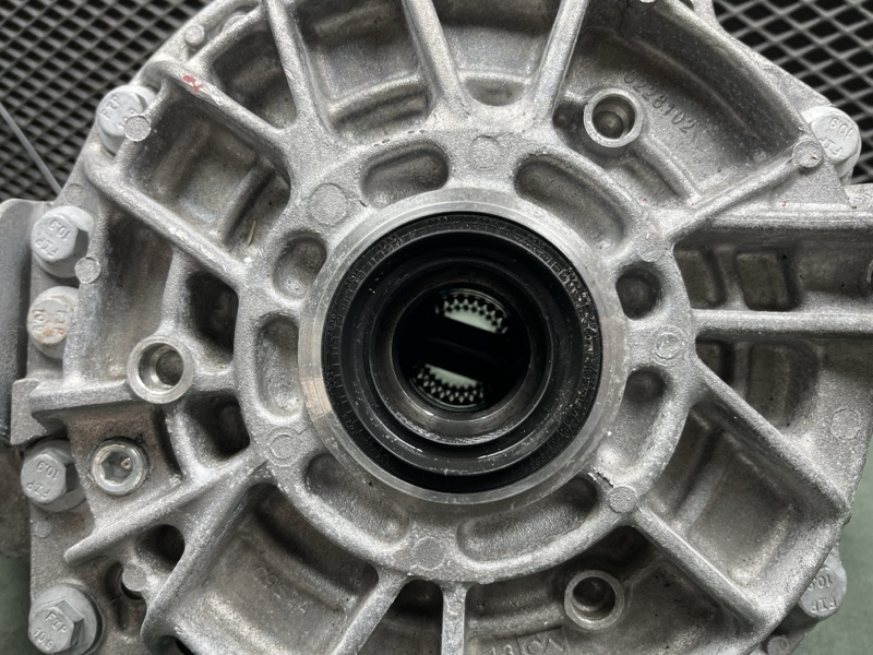 Редуктор Land Rover Range Rover Sport (L461, 2025г.)