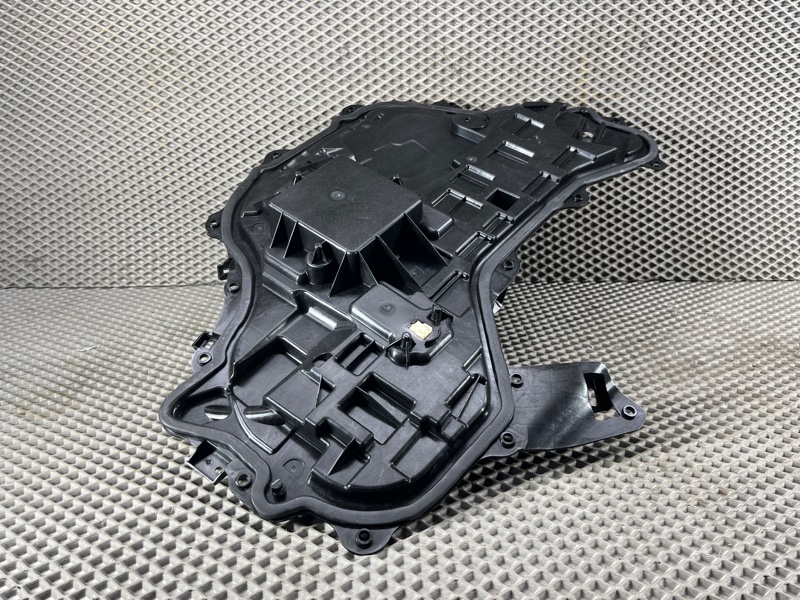 Панель двери Land Rover Range Rover Sport (L461, 2024г.)