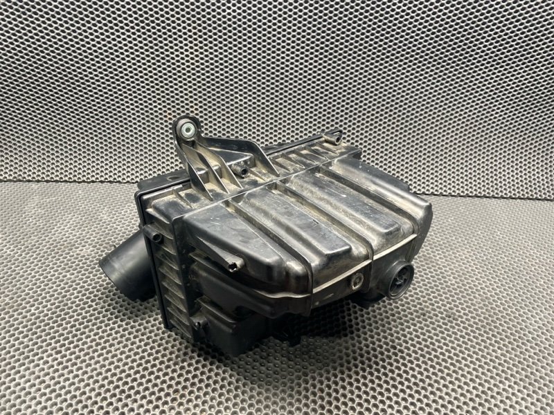 Корпус воздушного фильтра Land Rover Range Rover Evoque (L538, 2013г.)