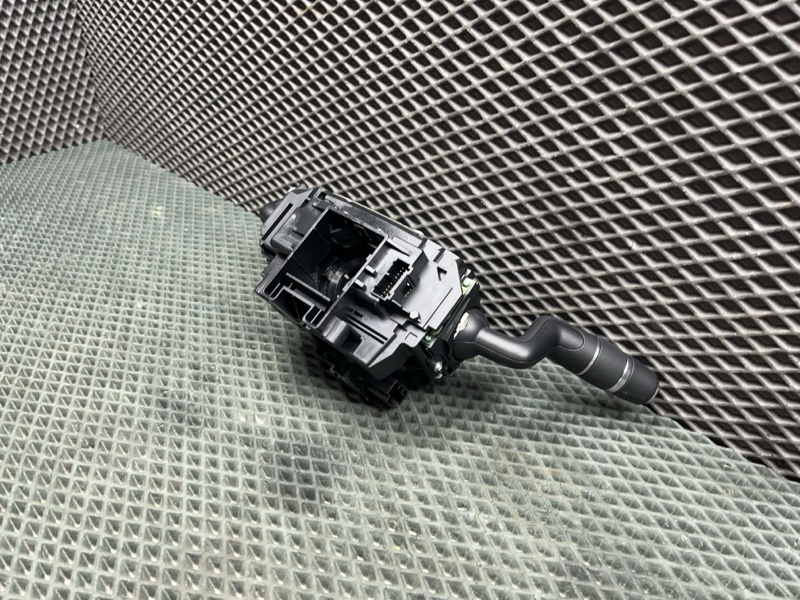 Переключатель подрулевой (стрекоза) Land Rover Range Rover Sport (L494, 2021г.)