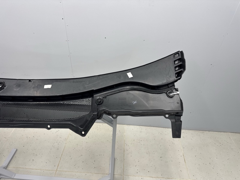 Жабо Land Rover Range Rover (L405, 2019г.)