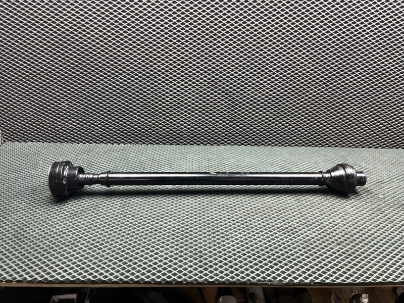 Карданный вал Land Rover Range Rover Sport (L461, 2025г.)