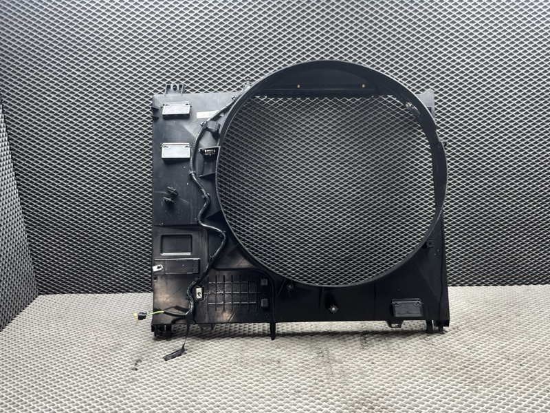 Дефлектор радиатора Land Rover Range Rover (L405, 2016г.)