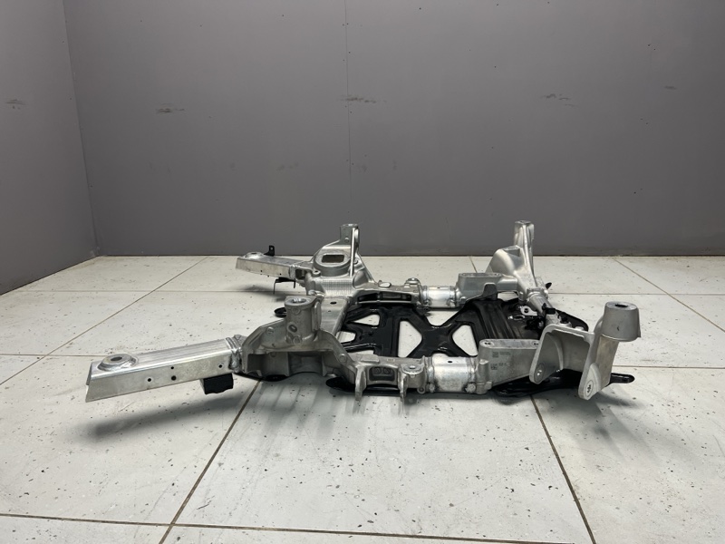Подрамник Land Rover Range Rover Sport (L461, 2025г.)