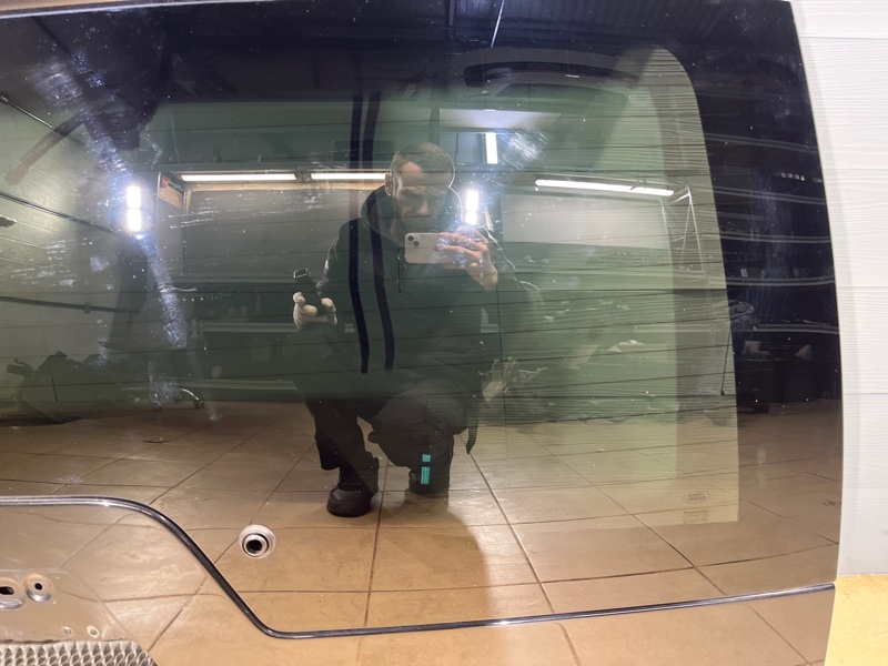 Крышка (дверь) багажника Land Rover Discovery 4 (L319, 2015г.)