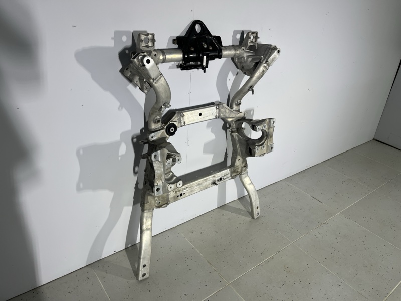 Подрамник Land Rover Range Rover Sport (L494, 2020г.)
